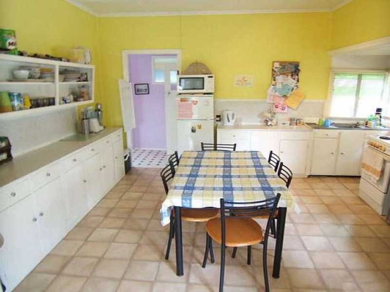 2 Cowley Street, Tivoli QLD 4305