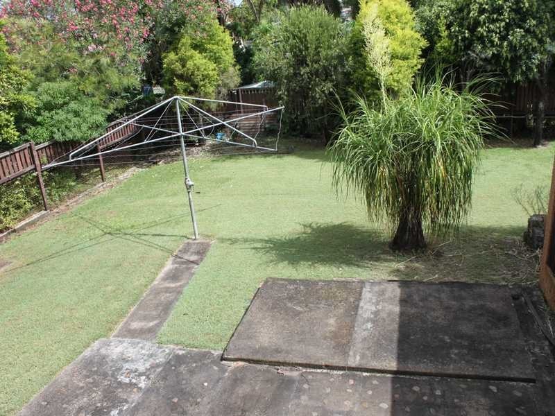 17 Warrawong Street, Eastern Heights QLD 4305