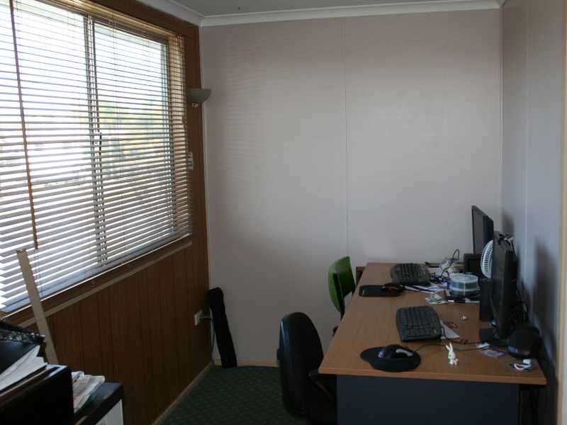 Raceview QLD 4305