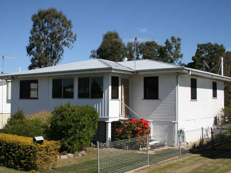 Raceview QLD 4305
