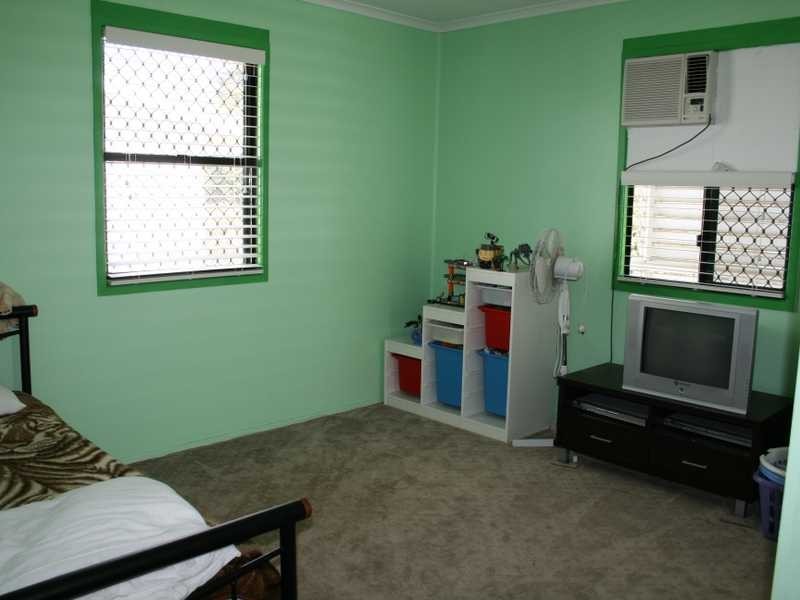 Raceview QLD 4305
