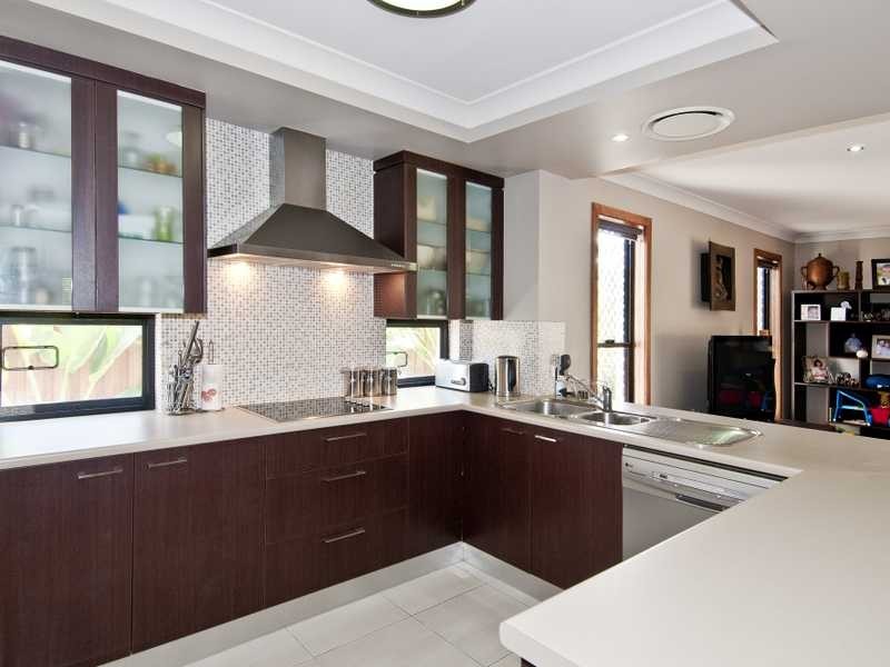 14 Long Island Drive, Windaroo QLD 4207