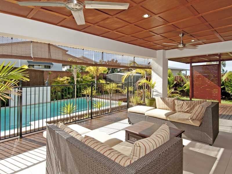 14 Long Island Drive, Windaroo QLD 4207