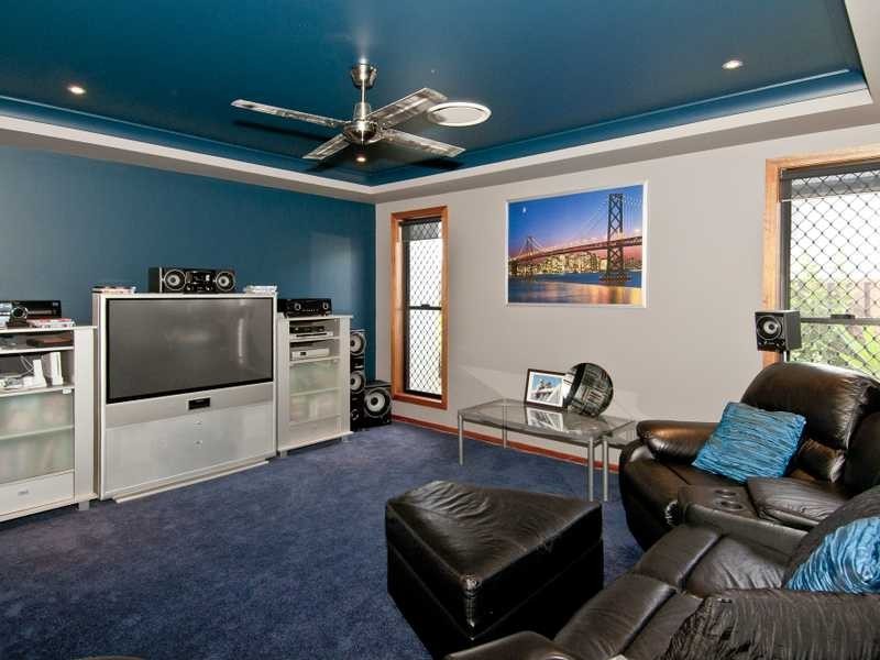 14 Long Island Drive, Windaroo QLD 4207