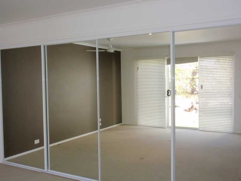 Unit 2/66 Castille Crescent, Edens Landing QLD 4207