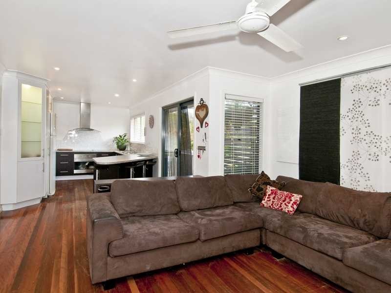 13 Louis Street, Beenleigh QLD 4207