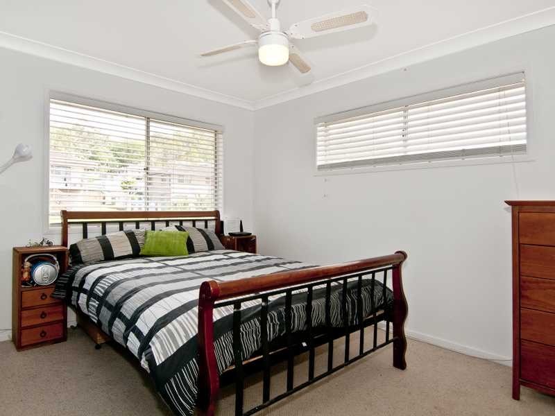 13 Louis Street, Beenleigh QLD 4207