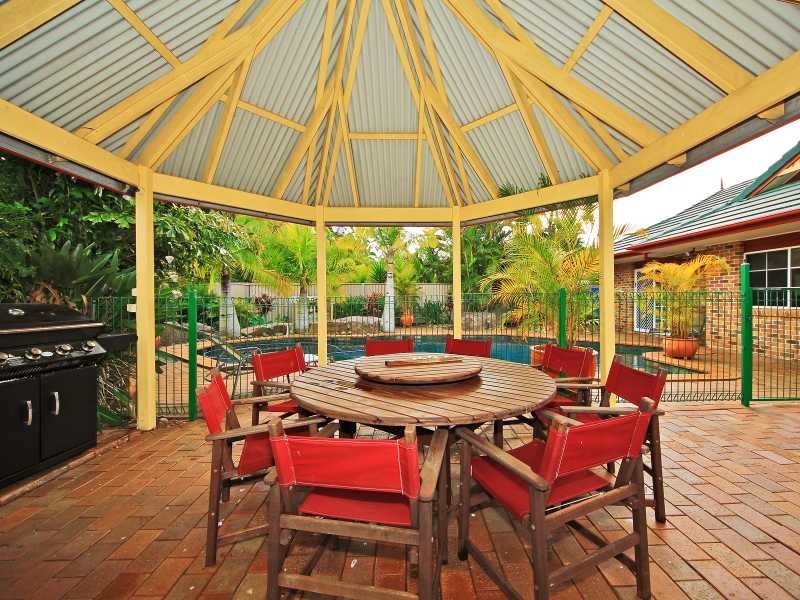 67 Carl Heck Boulevard, Windaroo QLD 4207