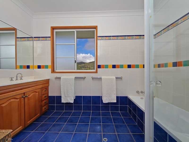 67 Carl Heck Boulevard, Windaroo QLD 4207
