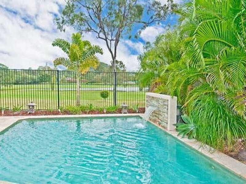 31 The Avenue, Windaroo QLD 4207