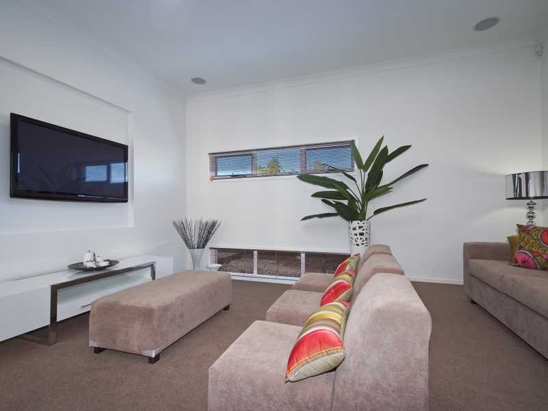 14 Richmond Crescent, Waterford QLD 4133