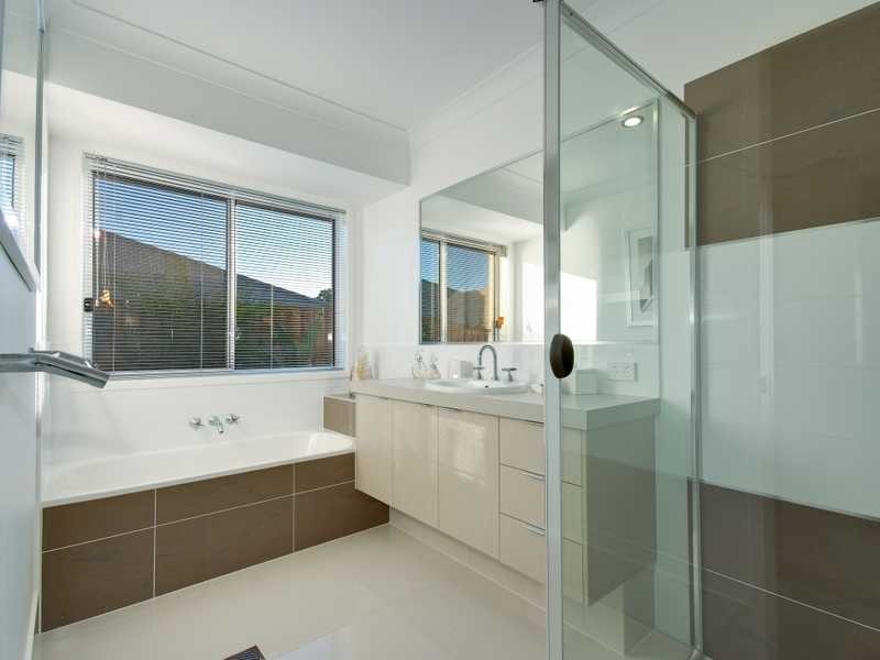 14 Richmond Crescent, Waterford QLD 4133