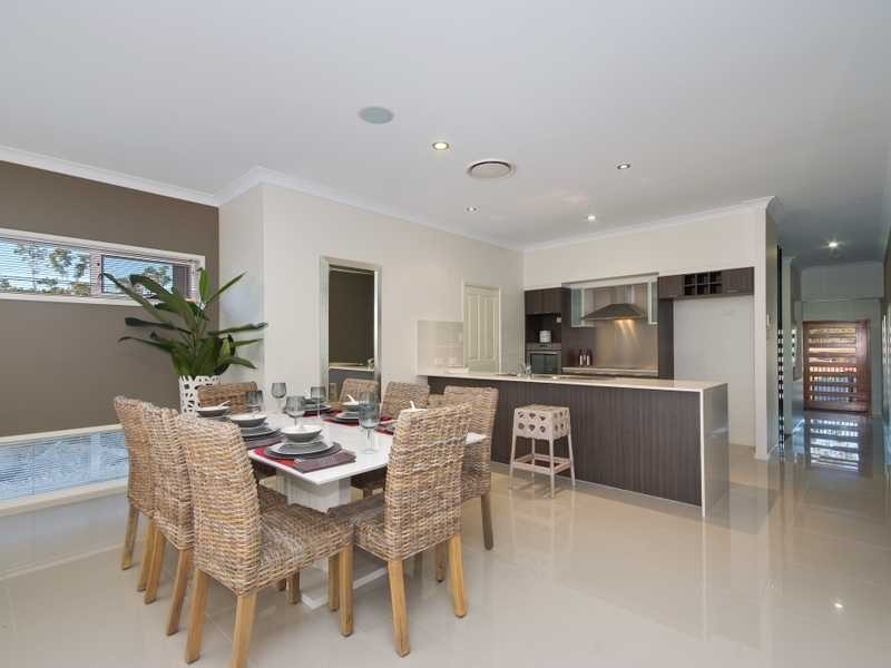 14 Richmond Crescent, Waterford QLD 4133