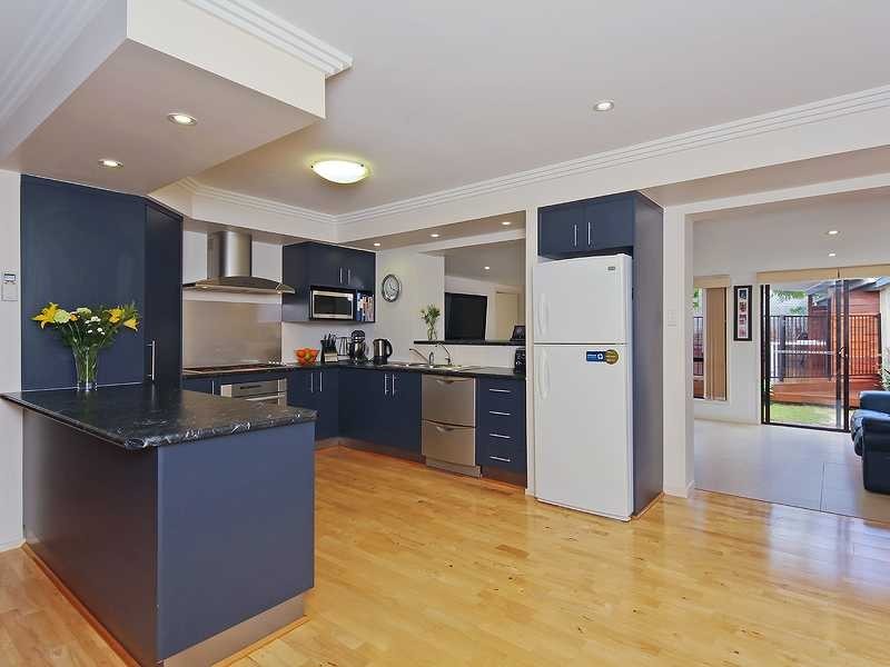 11 Glendevon Crescent, Mount Warren Park QLD 4207