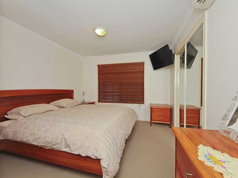 11 Glendevon Crescent, Mount Warren Park QLD 4207