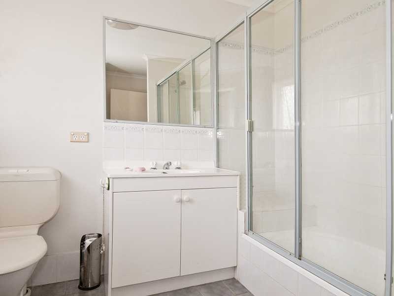 Unit 3/112 Overland Drive, Edens Landing QLD 4207