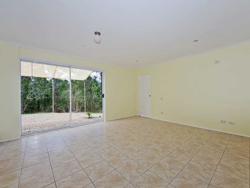 83 Holmview Rd, Holmview QLD 4207