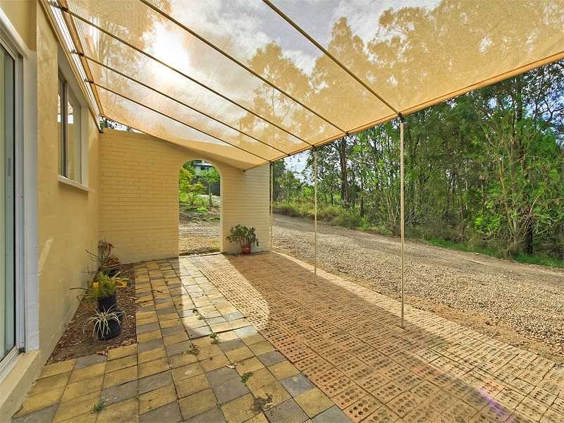 83 Holmview Rd, Holmview QLD 4207