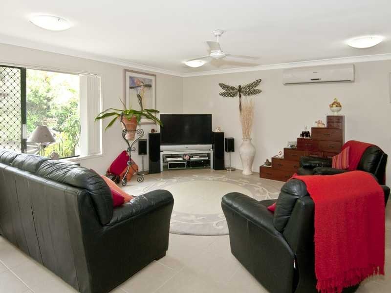 12 Conway Street, Waterford QLD 4133