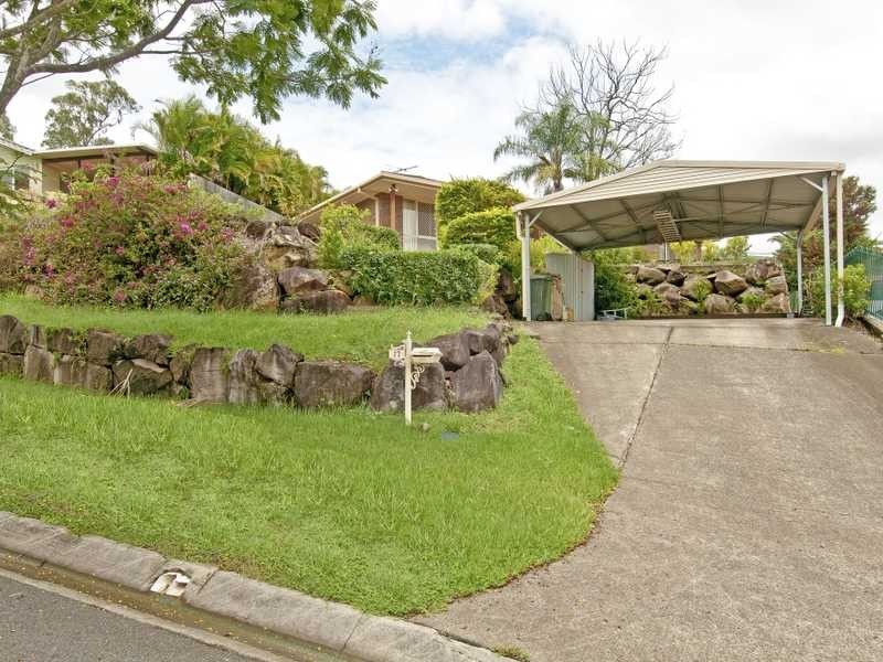 17 Leighton Drive, Edens Landing QLD 4207