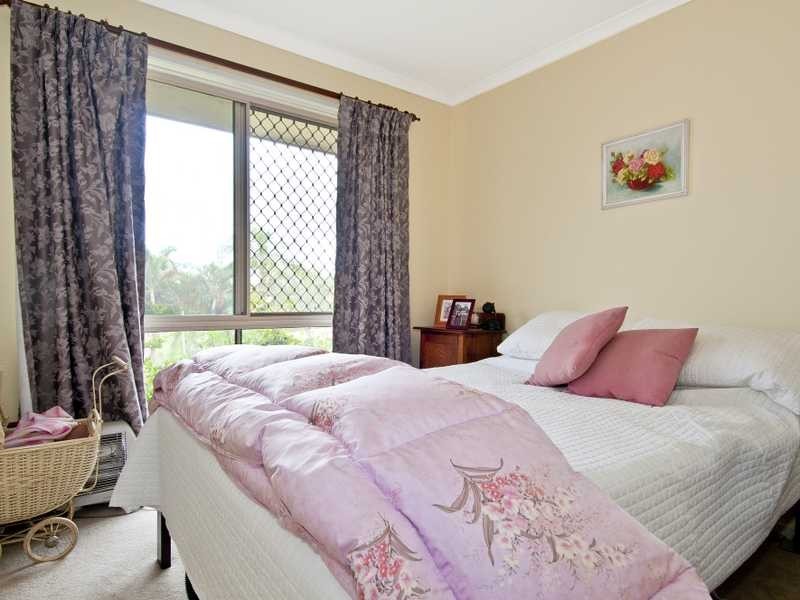 17 Leighton Drive, Edens Landing QLD 4207