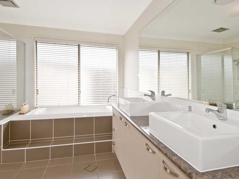13 Towns Avenue, Logan Village QLD 4207
