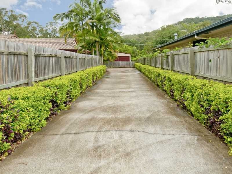 8 Park Lane, Bahrs Scrub QLD 4207