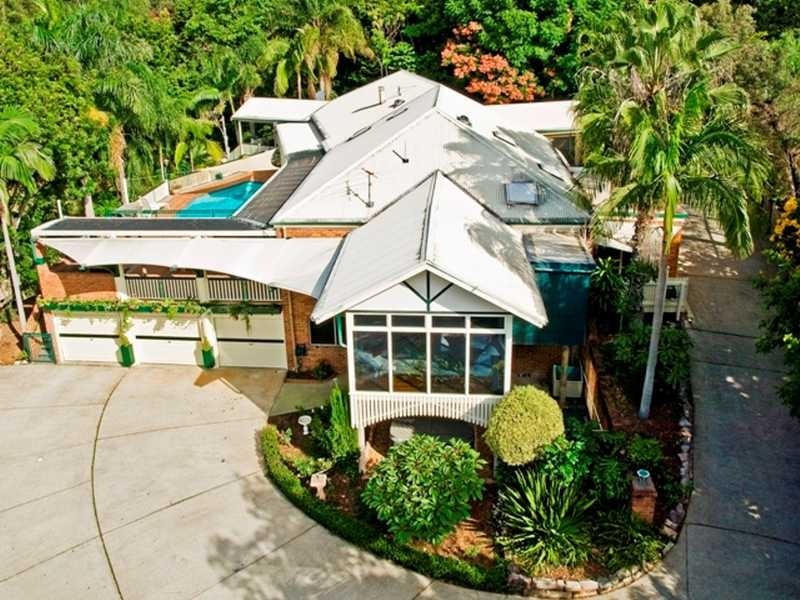 5 Bahrview Drive, Bahrs Scrub QLD 4207