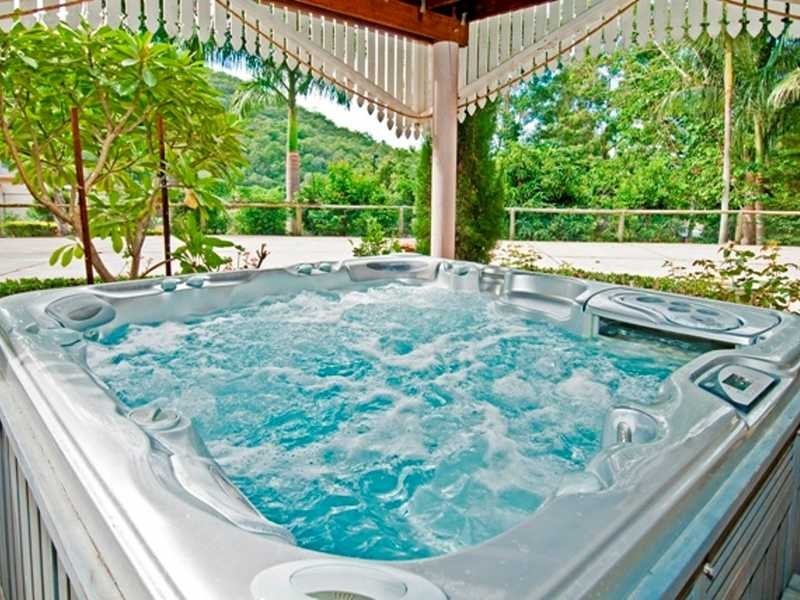 5 Bahrview Drive, Bahrs Scrub QLD 4207