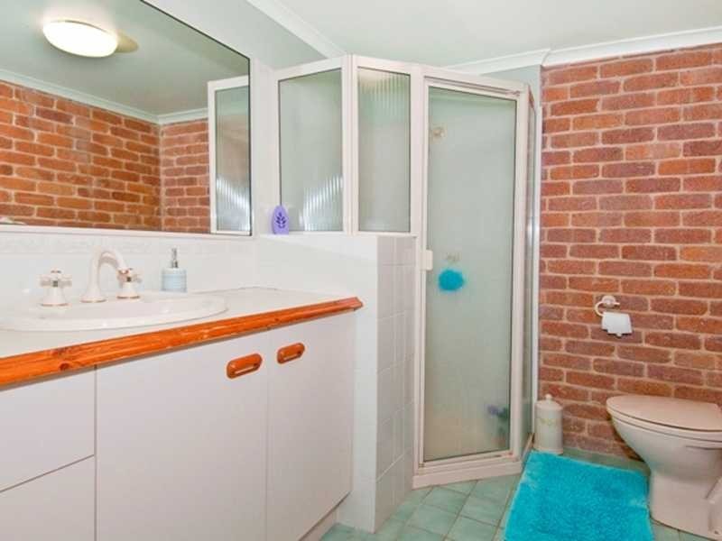 5 Bahrview Drive, Bahrs Scrub QLD 4207