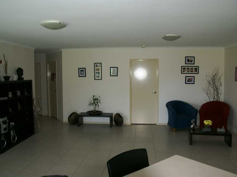 35 Eira Cr, Edens Landing QLD 4207