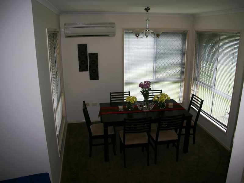 35 Eira Cr, Edens Landing QLD 4207