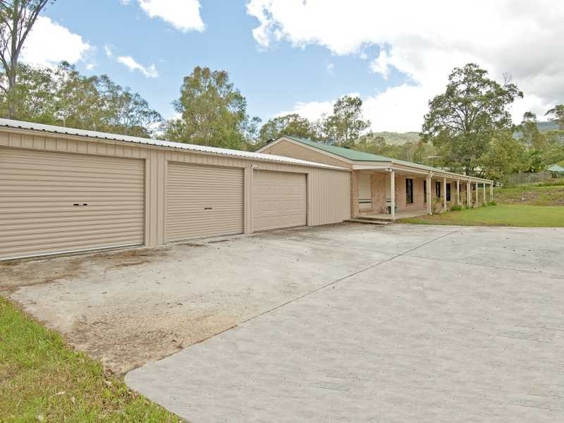 9-15 Creek Court, Tamborine QLD 4270