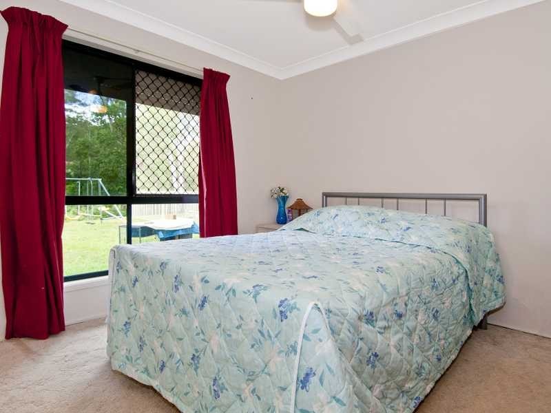 9-15 Creek Court, Tamborine QLD 4270