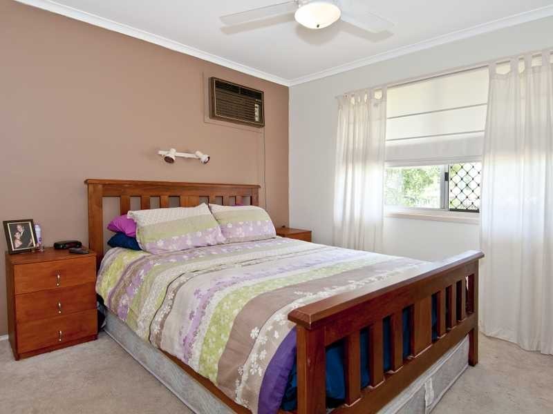 42 Harburg Drive, Beenleigh QLD 4207