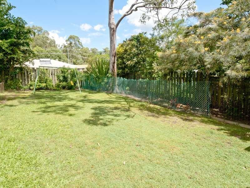 42 Harburg Drive, Beenleigh QLD 4207