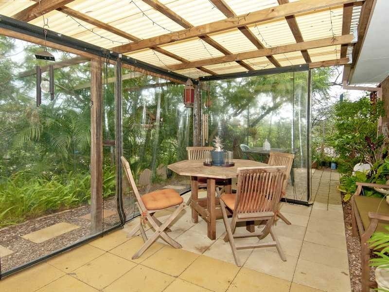 1 Jager Place, Edens Landing QLD 4207