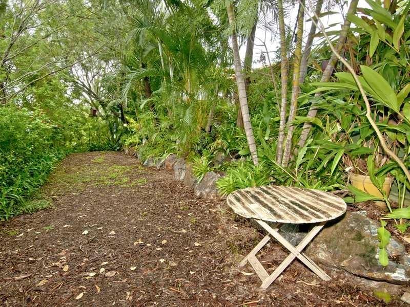 1 Jager Place, Edens Landing QLD 4207