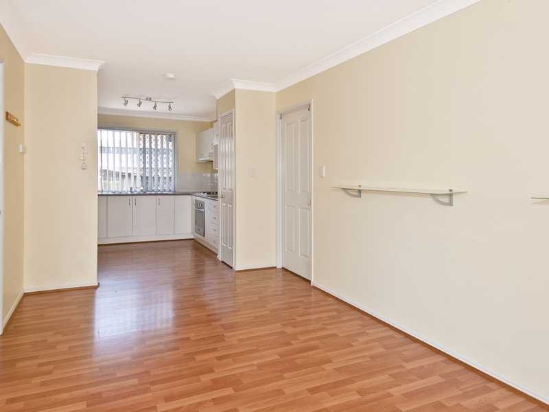 100 Overland Drive, Edens Landing QLD 4207