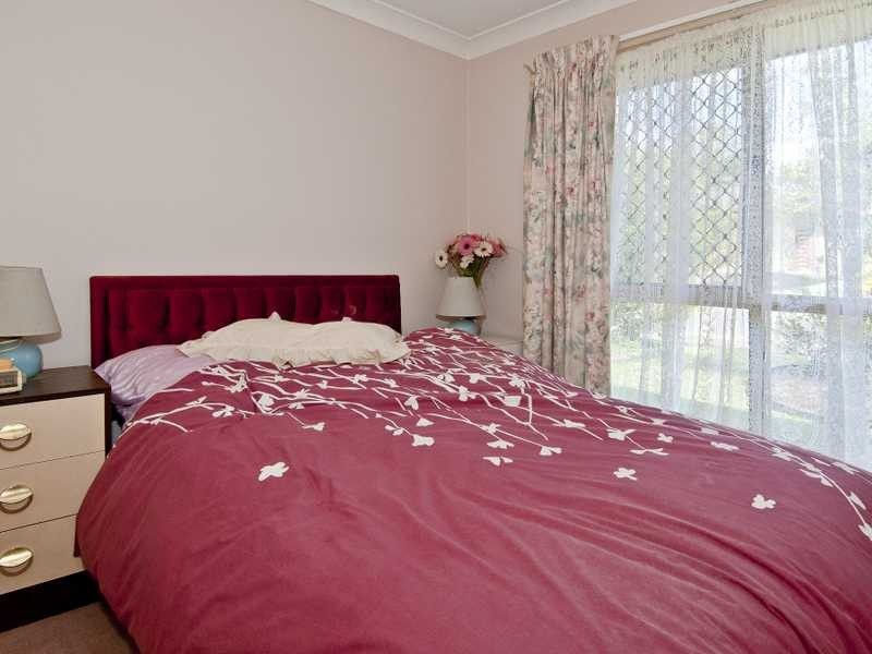 3 Gariswood Court, Edens Landing QLD 4207