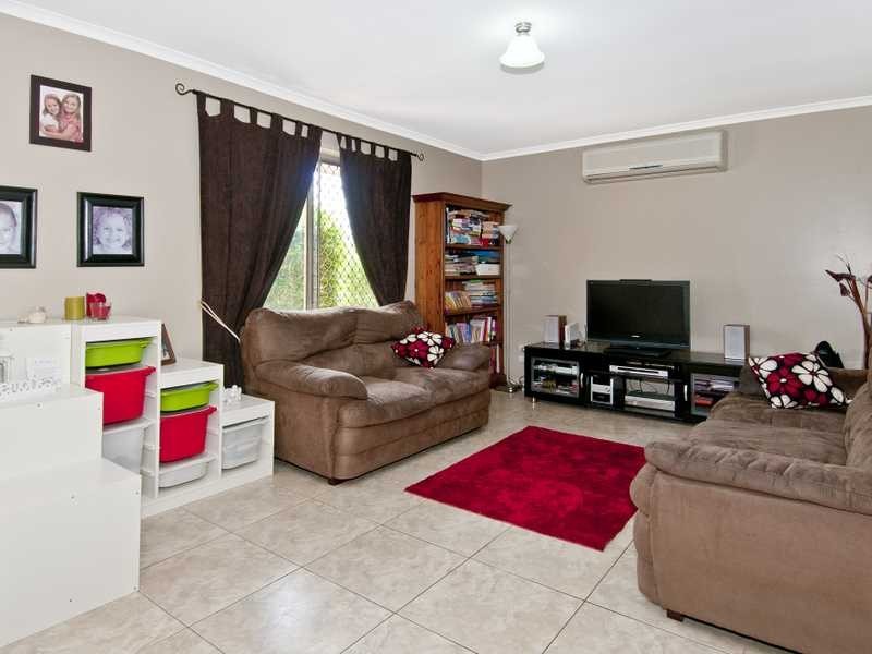 15 Shields Street, Mount Warren Park QLD 4207