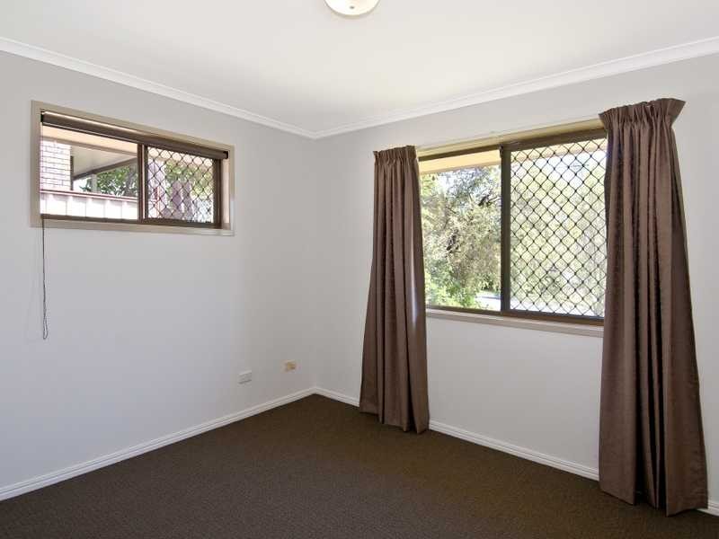 12 Harding Boulevard, Mount Warren Park QLD 4207