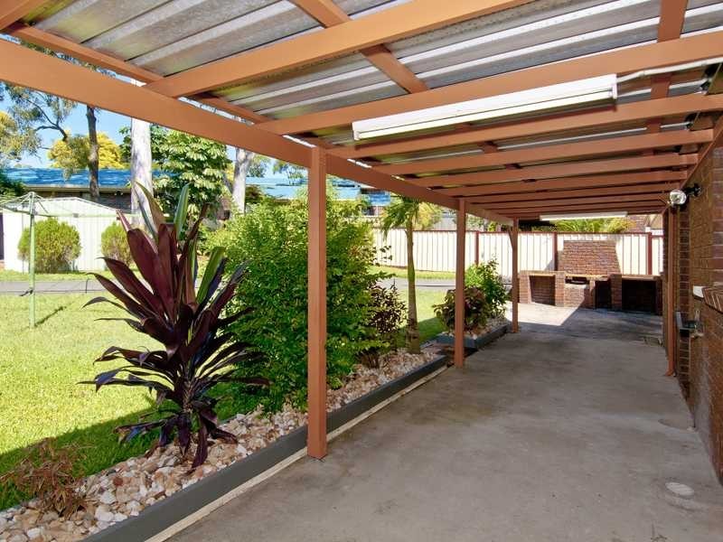 12 Harding Boulevard, Mount Warren Park QLD 4207