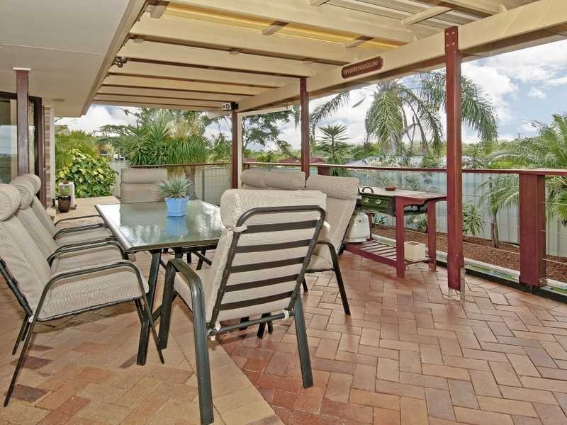 17 Wantana Crescent, Edens Landing QLD 4207