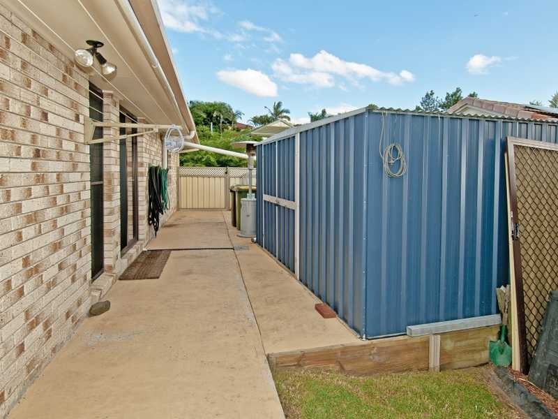 17 Wantana Crescent, Edens Landing QLD 4207