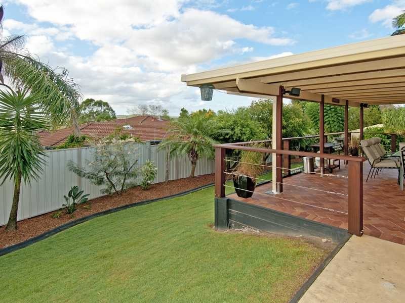 17 Wantana Crescent, Edens Landing QLD 4207