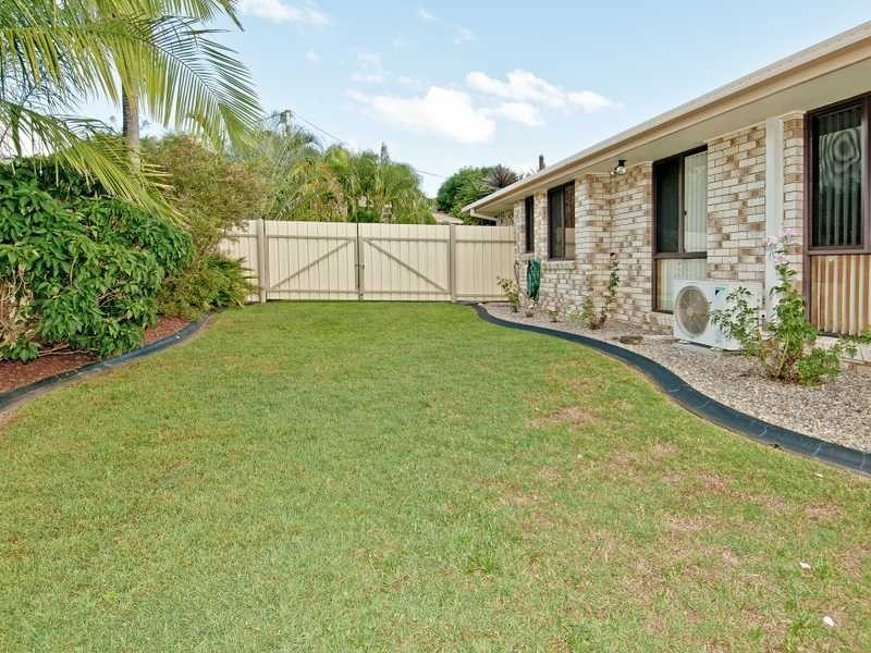 17 Wantana Crescent, Edens Landing QLD 4207