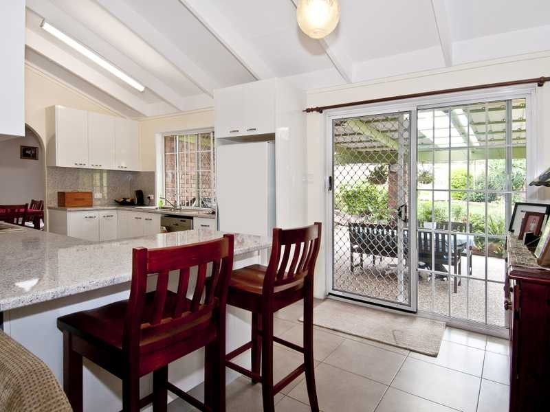 92 Harding Boulevard, Mount Warren Park QLD 4207