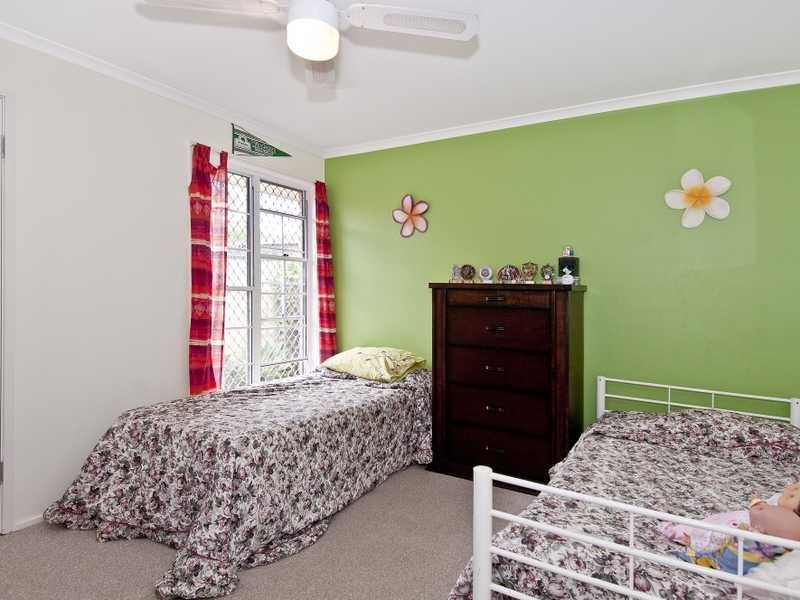 92 Harding Boulevard, Mount Warren Park QLD 4207