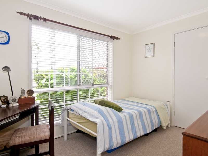 92 Harding Boulevard, Mount Warren Park QLD 4207